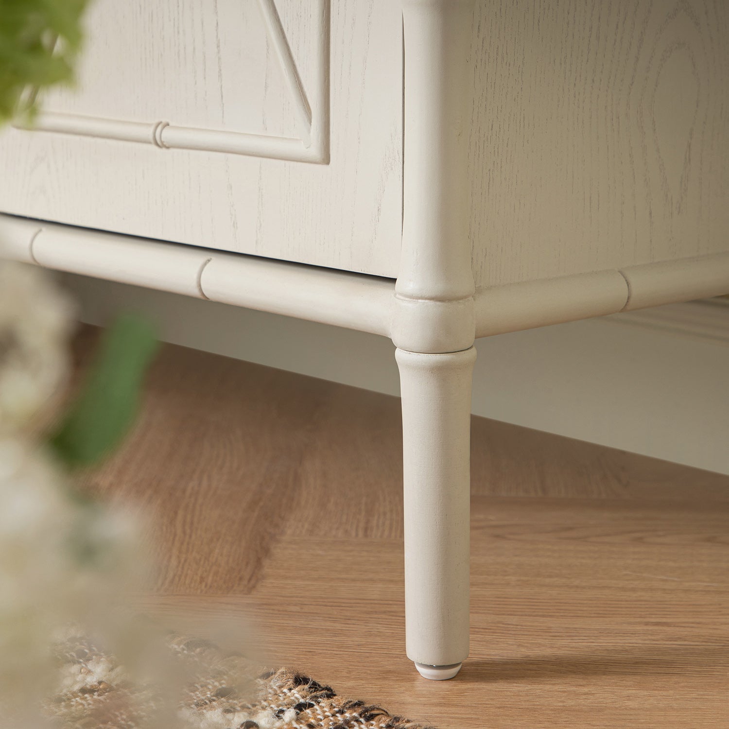 Elstowe Faux Bamboo 1-Door 3-Drawer Sideboard, Shaded White